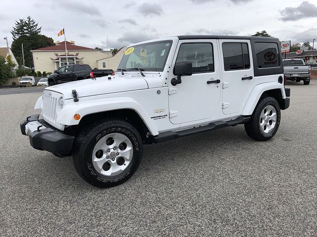 2015 Jeep Wrangler Sahara 