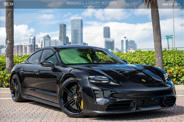 2022 Porsche Taycan Turbo S 