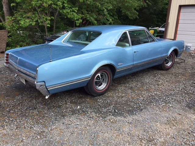 1966 Oldsmobile Cutlass  