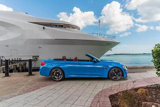 2017 BMW M4 Base 