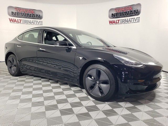 2019 Tesla Model 3 Mid Range 