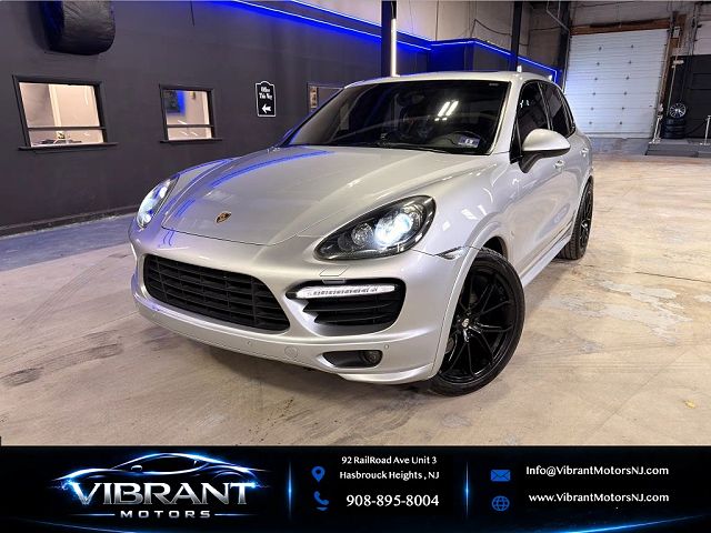 2013 Porsche Cayenne GTS