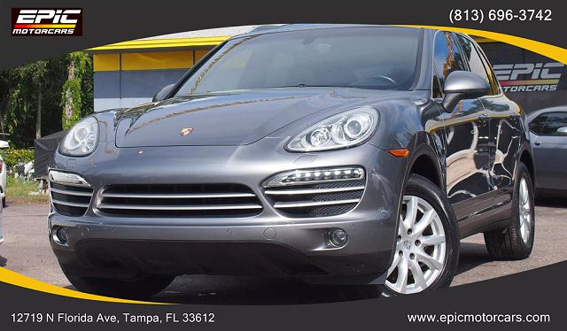 2014 Porsche Cayenne Platinum Edition 