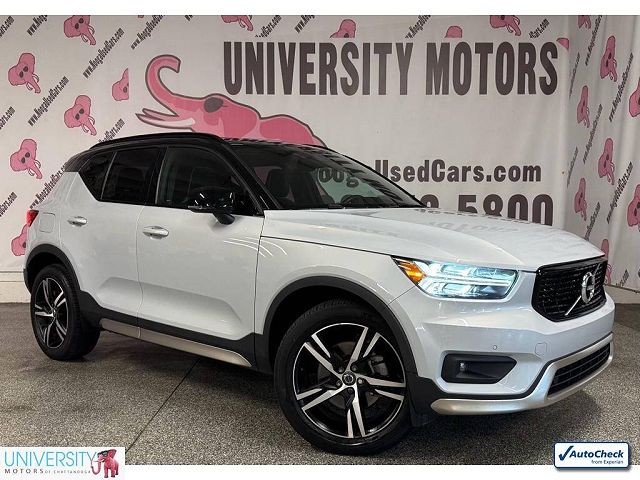 2021 Volvo XC40 T5 R-Design