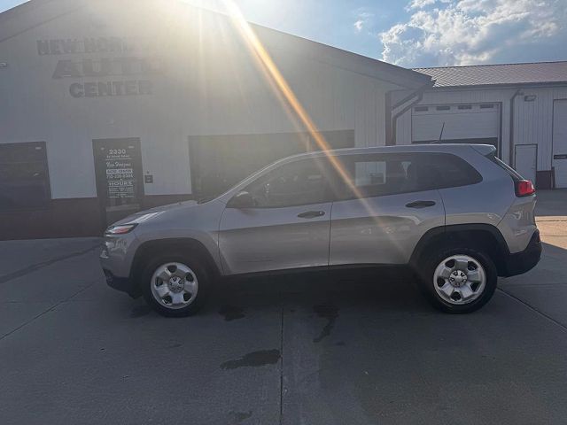 2017 Jeep Cherokee Sport