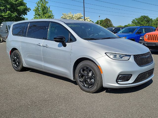 2023 Chrysler Pacifica Limited 