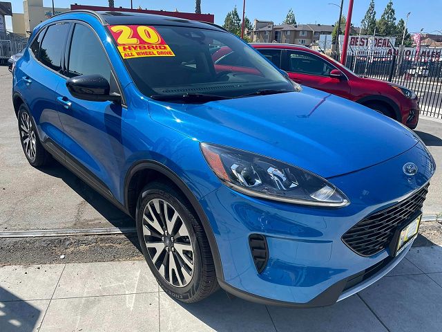 2020 Ford Escape SE Sport