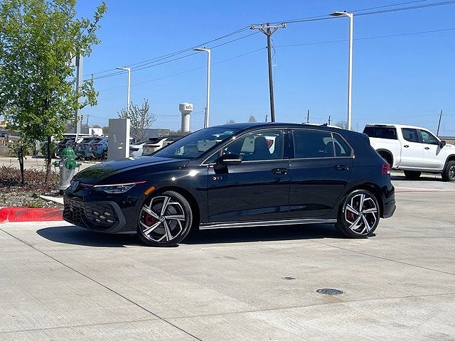 2025 Volkswagen Golf GTI SE