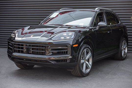 2024 Porsche Cayenne E-Hybrid