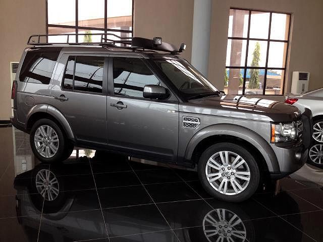 2010 Land Rover LR4 HSE LUX