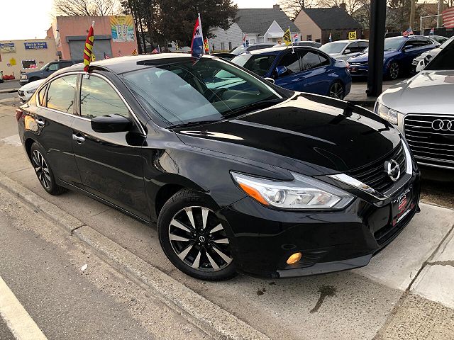 2018 Nissan Altima SV 