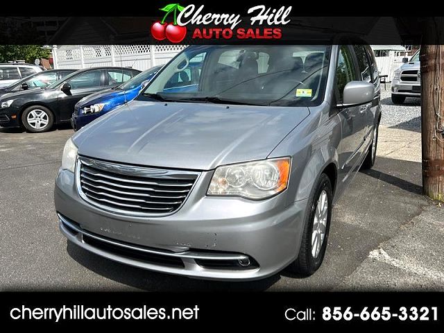 2014 Chrysler Town & Country Touring 