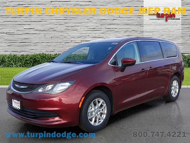 2020 Chrysler Voyager LX 