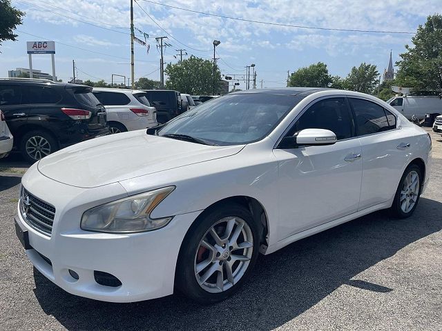 2010 Nissan Maxima SV 