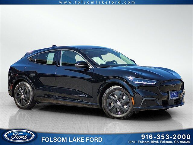 2022 Ford Mustang Mach-E California Route 1