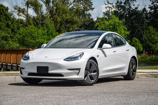 2020 Tesla Model 3 Standard Range 