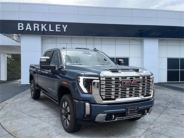 2025 GMC Sierra 2500HD Denali