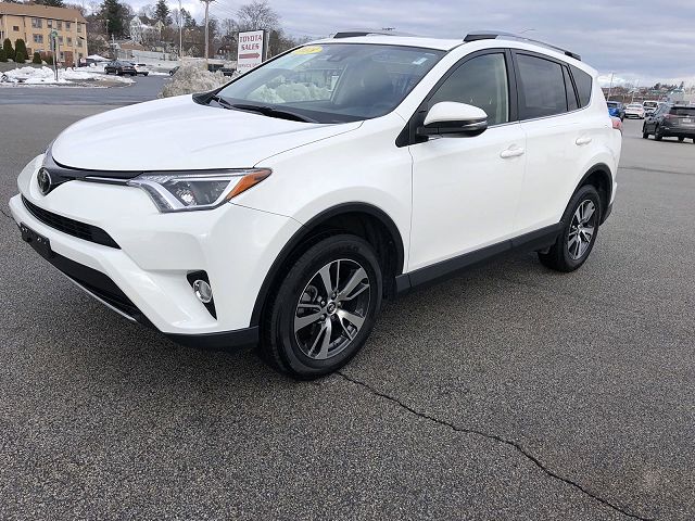 2018 Toyota RAV4 XLE 