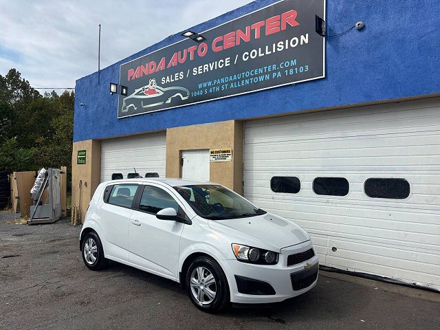 2015 Chevrolet Sonic LS Manual