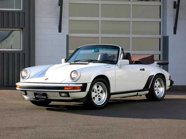 1986 Porsche 911 Carrera 