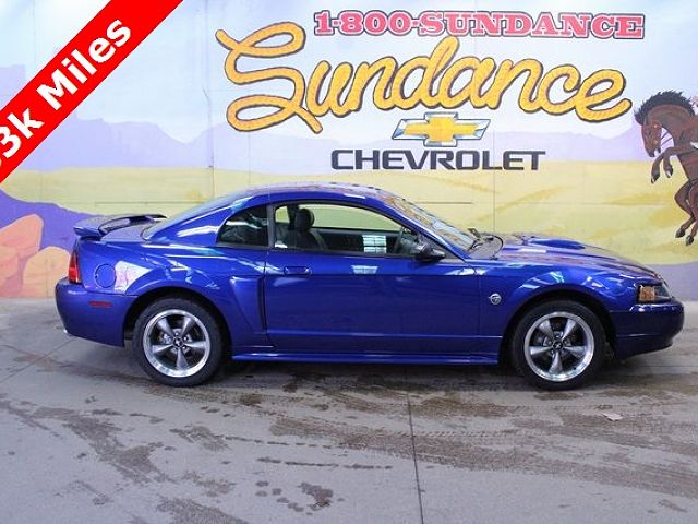 2004 Ford Mustang GT Deluxe