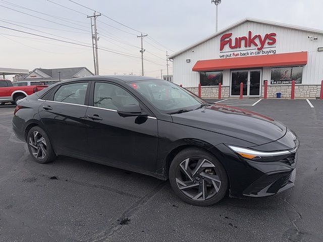 2024 Hyundai Elantra Limited