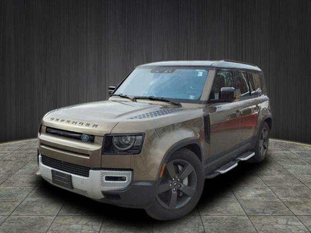 2020 Land Rover Defender 110 SE