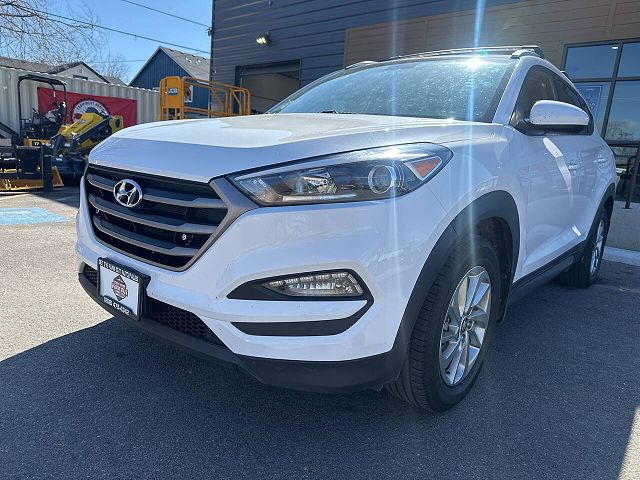 2016 Hyundai Tucson SE