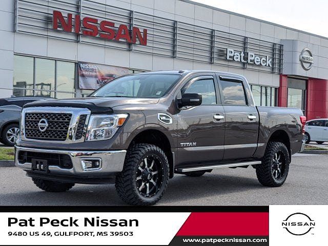 2017 Nissan Titan SV 