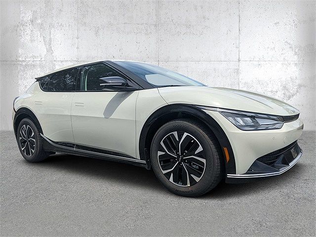 2022 Kia EV6 Wind 