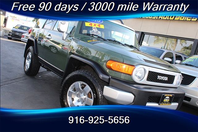 2010 Toyota FJ Cruiser  
