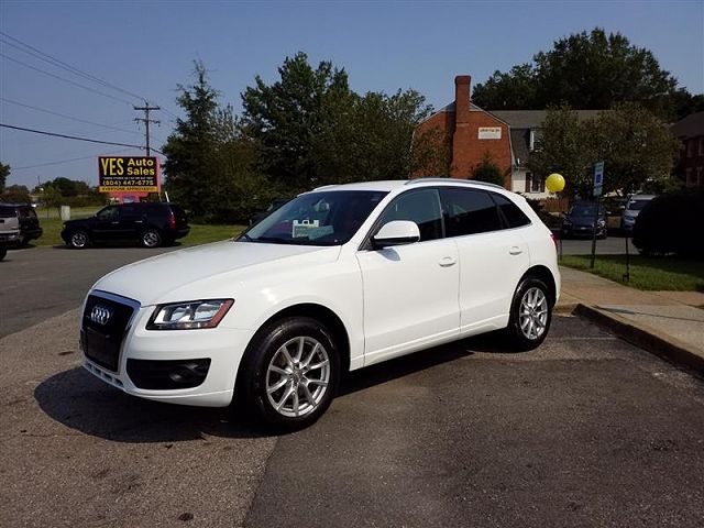 2010 Audi Q5 Premium 