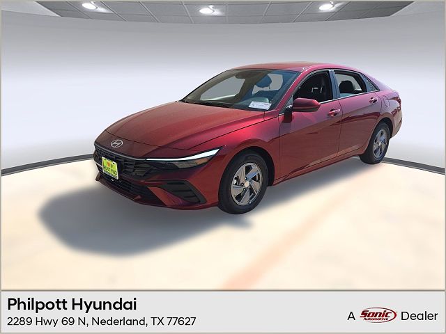 2025 Hyundai Elantra SE