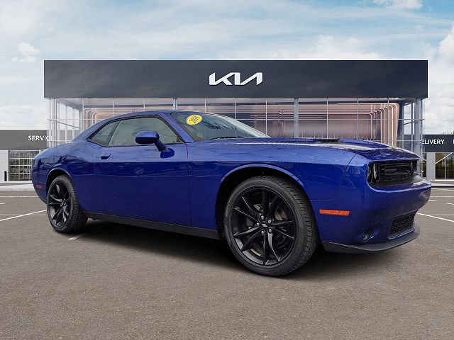 2018 Dodge Challenger SXT 
