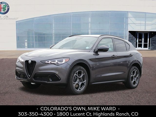 2025 Alfa Romeo Stelvio Sprint