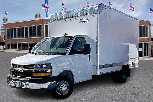 2022 Chevrolet Express 3500 