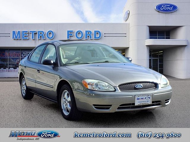 2004 Ford Taurus SES