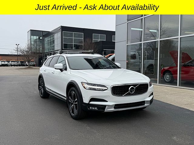 2018 Volvo V90 Cross Country T5