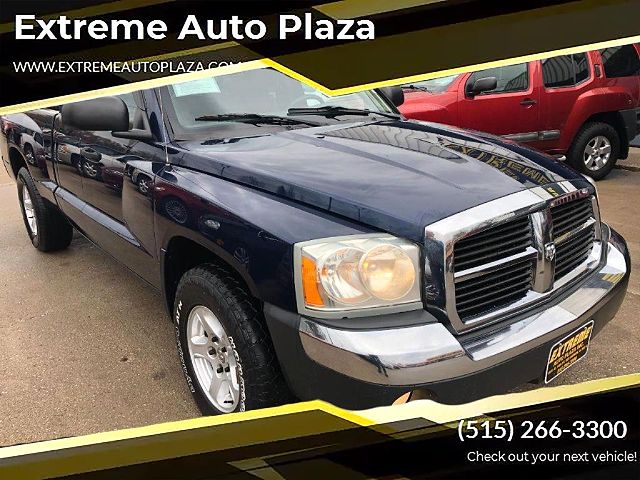 2005 Dodge Dakota SLT 