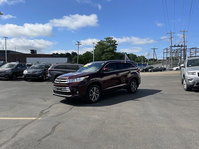 2019 Toyota Highlander  