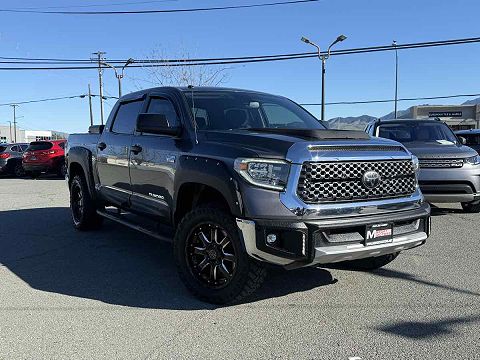 2018 Toyota Tundra SR5