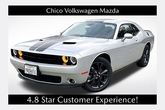 2022 Dodge Challenger SXT