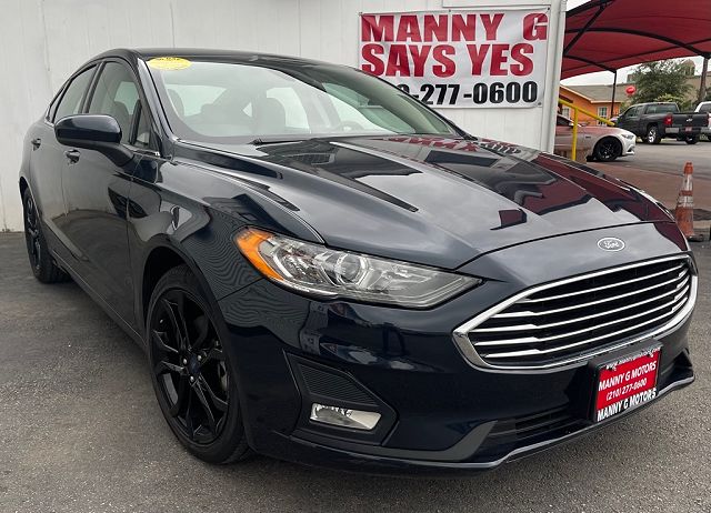2020 Ford Fusion SE 