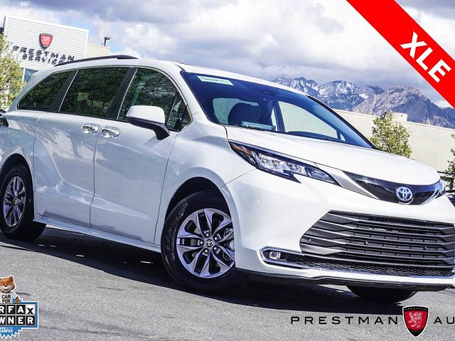 2024 Toyota Sienna XLE 7-Passenger