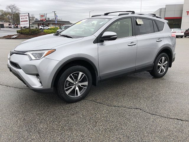 2018 Toyota RAV4 XLE 