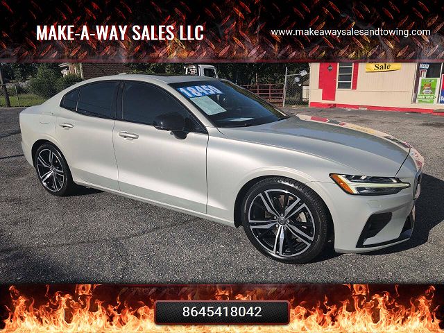 2019 Volvo S60 T5 R-Design