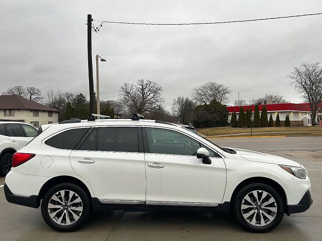 2019 Subaru Outback 2.5i Touring