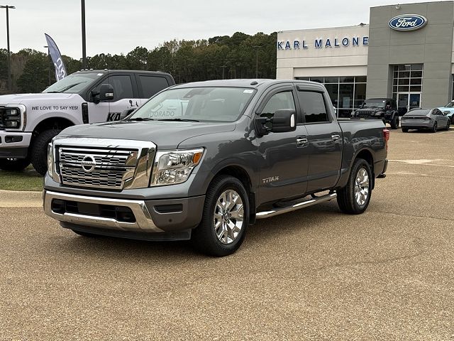 2021 Nissan Titan SV