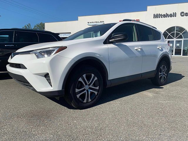 2018 Toyota RAV4 LE 
