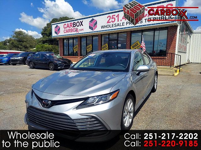 2022 Toyota Camry LE 